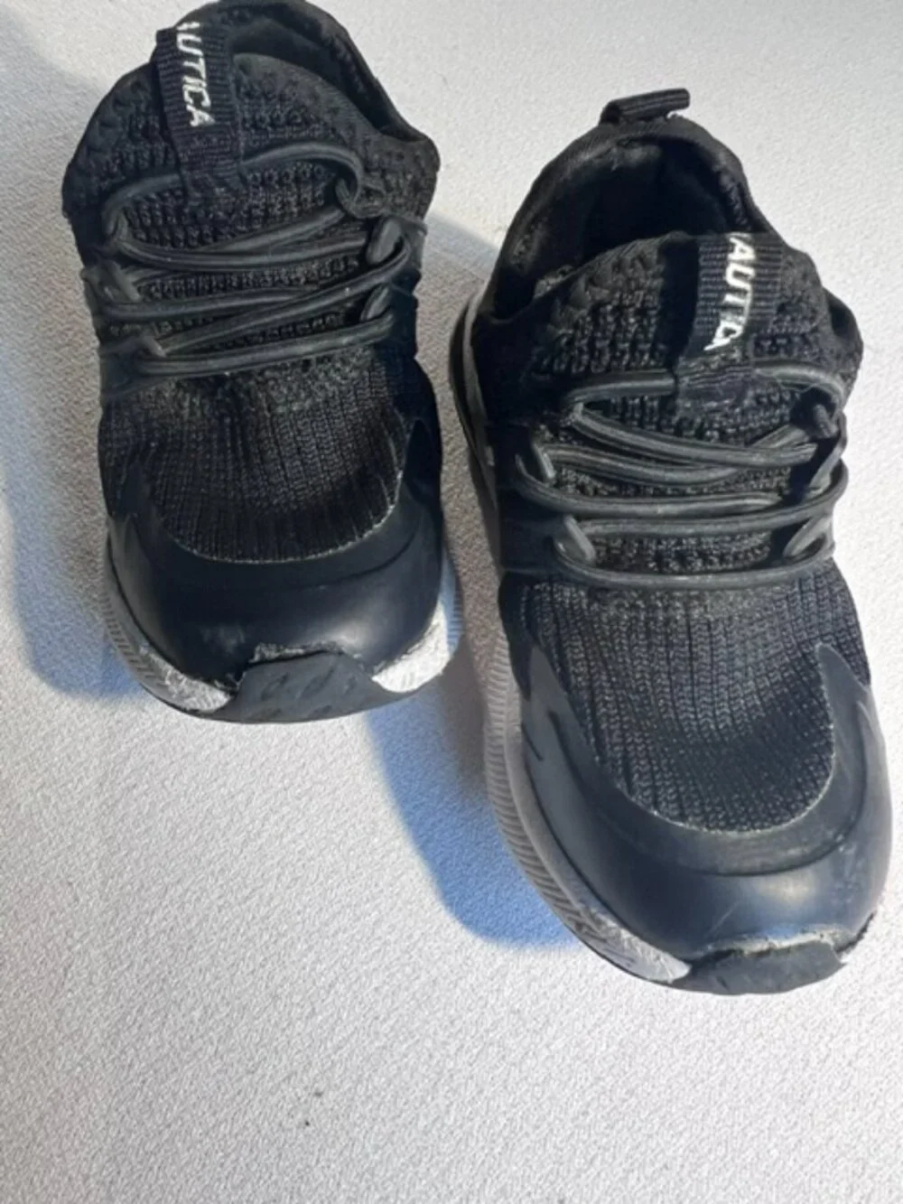 Nautica kids' sneakers black mesh upper synthetic overlays‎ Size 8 toddler